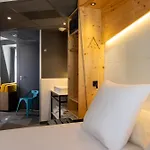 Urban Bivouac Hotel 3*