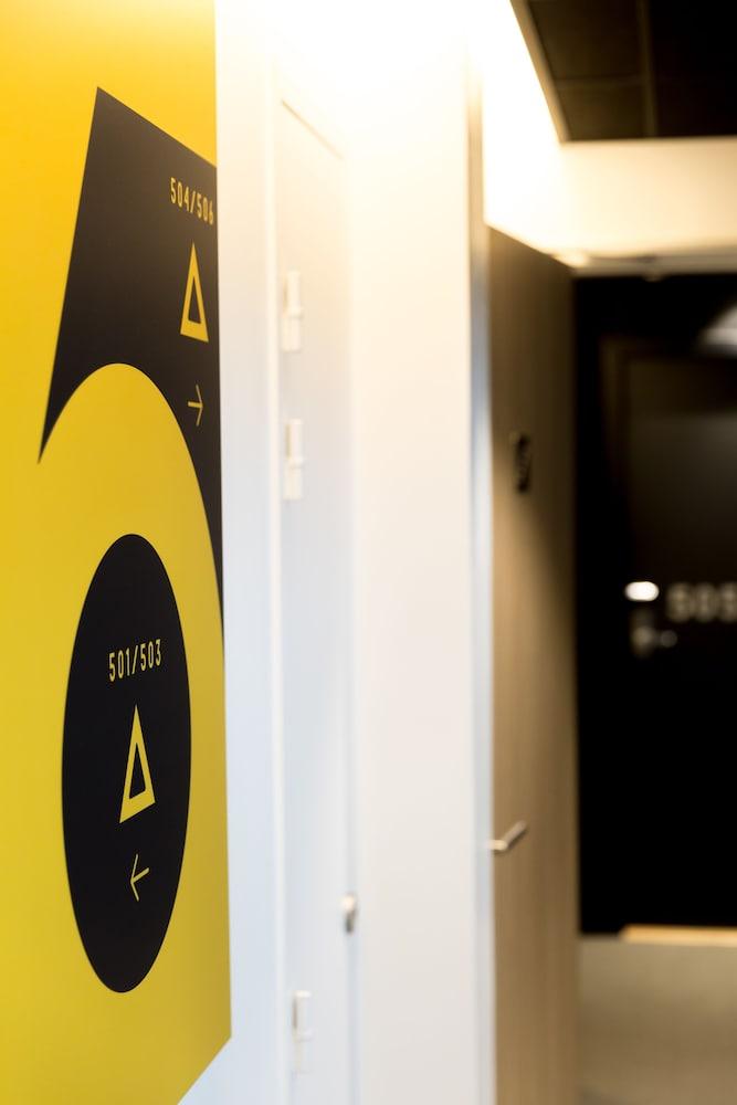 Urban Bivouac Parigi