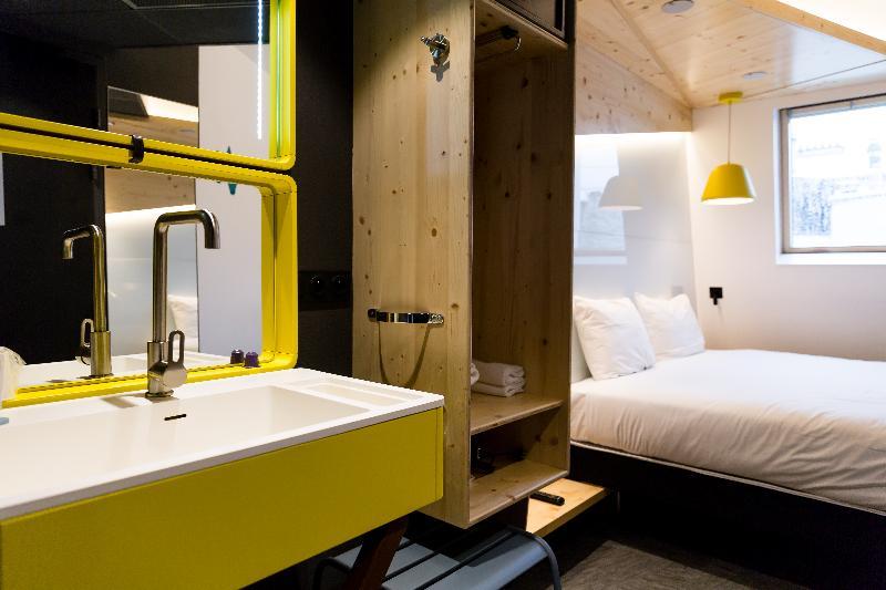 Urban Bivouac Parigi